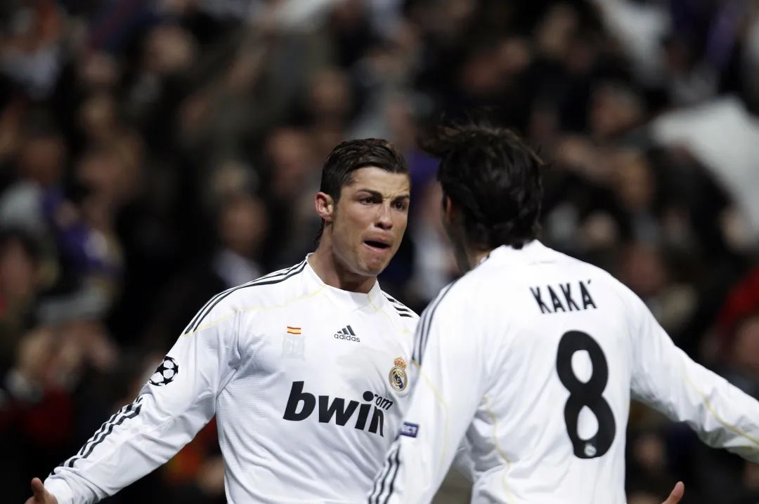 里昂碾压尤文,埃尔林爆发神勇 里昂碾压尤文,埃尔林爆发神勇